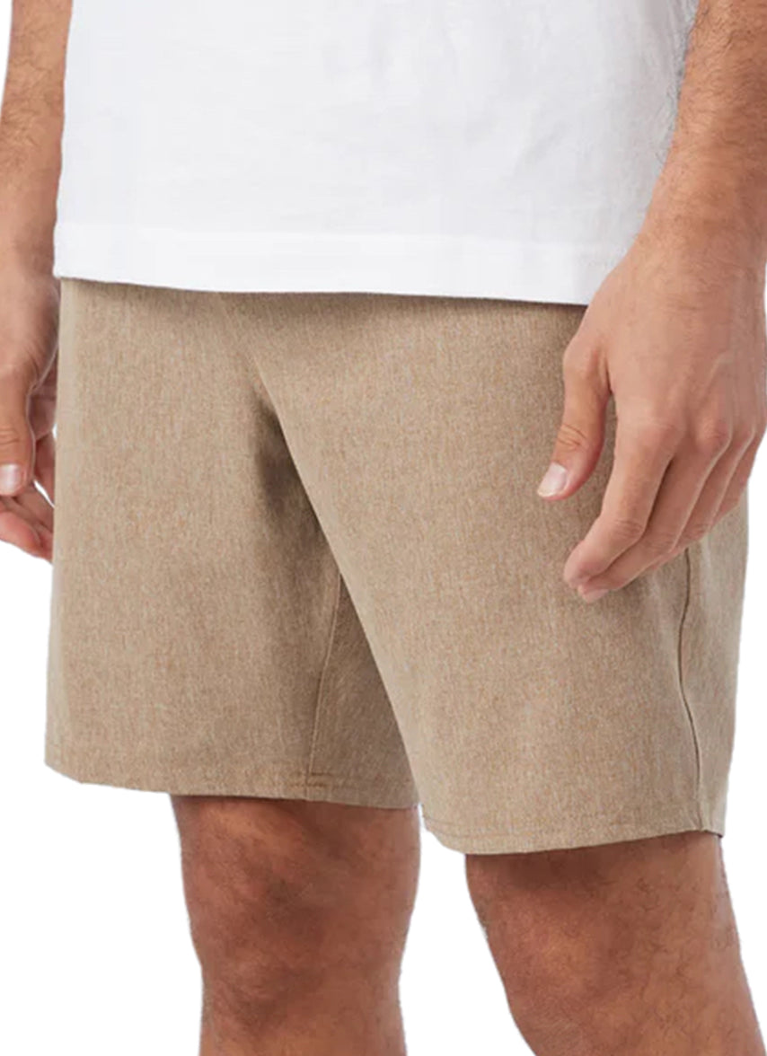Men's 18" Reserve Hybrid Swim Trunk