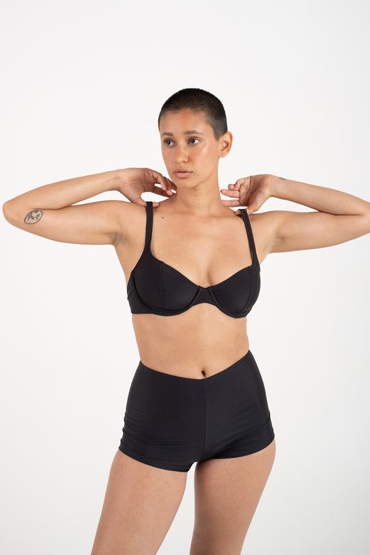 Billie Wire Top in Noir