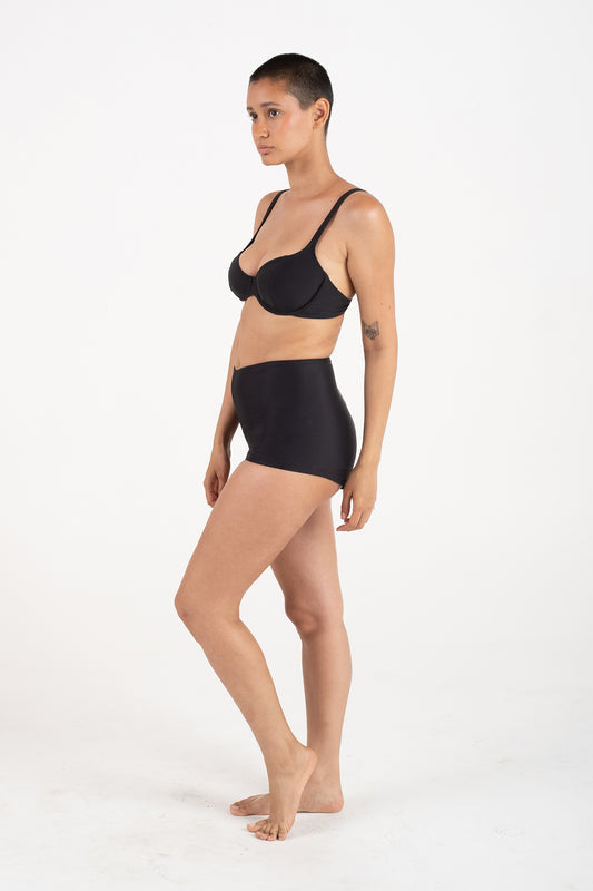 Billie Wire Top in Noir