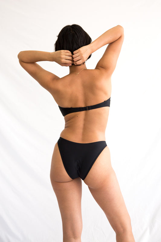 Mia Ring Top in Noir