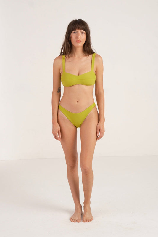 Curve Brief in Palma