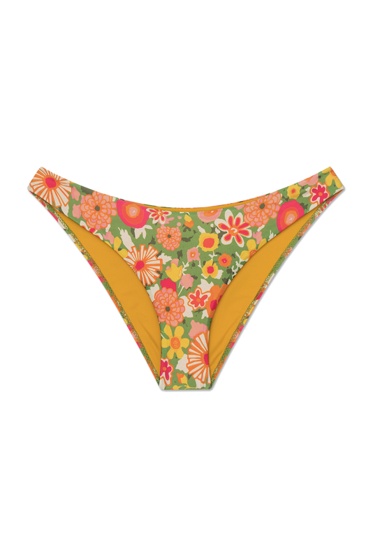Curve Brief in Reverie