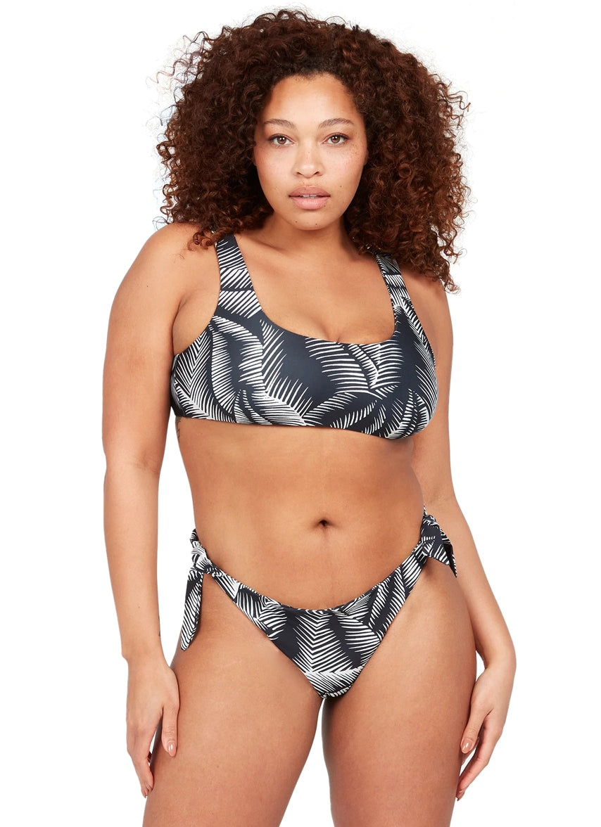 Women's Plus Size Stay Or Leaf Scoop Bikini Top