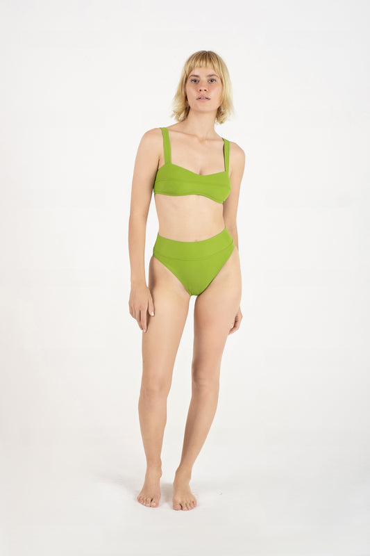 High Kick Brief in Erba